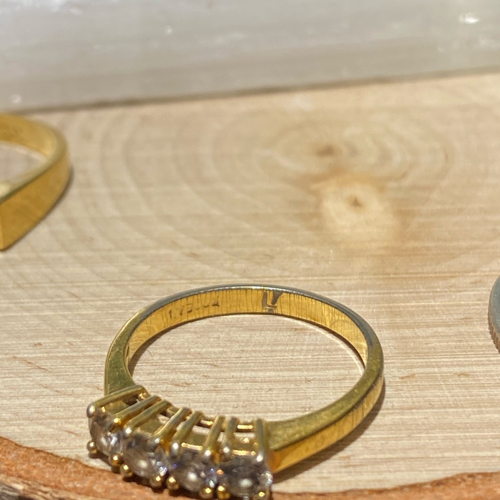 2 Stackable Goldtone Rings - image 8